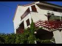 Appartamenti Mir A1(4) Betina - Isola di Murter  - la casa