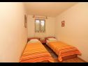Appartamenti Slađa - 150 m from beach: A1(4+1), A2(4+1) Jezera - Isola di Murter  - Appartamento - A1(4+1): la camera da letto