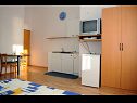 Appartamenti e camere Port - great loaction and free parking: A1 Veliki(4+1) , A2 Mali(4), SA3(2), R2 Mala(2) Murter - Isola di Murter  - Studio appartamento - SA3(2): l’intreno