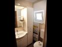 Appartamenti Ema - 30m from the sea A1(4), A2(2+1), A3(5) Murter - Isola di Murter  - Appartamento - A1(4): il bagno con la toilette