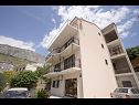 Appartamenti Petar - free parking A1(3+1), A2(5) Dugi Rat - Riviera Omis  - la casa