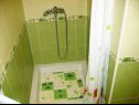 Appartamenti Ivana - with parking: A4(2) Omis - Riviera Omis  - Appartamento - A4(2): il bagno con la toilette