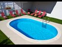 Casa vacanza Miho - with pool : H(12+4) Omis - Riviera Omis  - Croazia - la piscina