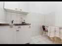 Appartamenti Neva - 50m from the sea A1(2+1), A2(2+1), SA3(3) Sumpetar - Riviera Omis  - Appartamento - A2(2+1): la cucina