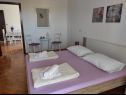 Appartamenti Nives - great location: A1(6), A5(2), A6(2), A7(2), A2(4), A3(3), A4(3) Novalja - Isola di Pag  - Appartamento - A2(4): la camera da letto