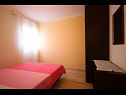 Appartamenti Dino - apartments with hot tub: A1(2+1), A2(2+1), A3(2+1), A4(2+1) Novalja - Isola di Pag  - Appartamento - A4(2+1): la camera da letto