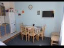 Appartamenti Sime - 800 m from sea: A1(2+2), A2(2+2), A3(2+2), A4(4+2) Novalja - Isola di Pag  - Appartamento - A4(4+2): la cucina con la sala da pranzo