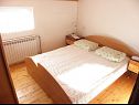 Appartamenti Zdrave - near beach: A1(3), A2(2+1), A3(3+1), A4(3), A5(3), A6(5+1), A7(5+1) Vlasici - Isola di Pag  - Appartamento - A6(5+1): la camera da letto