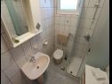 Appartamenti Miljenko - 100 m from the beach : A1(2+2), A2(4+1) Dobropoljana - Isola di Pasman  - Appartamento - A1(2+2): il bagno con la toilette