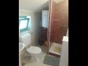 Appartamenti Frane - 20 m from beach: A1(6+1) , A2(5)  Barbat - Isola di Rab  - Appartamento - A2(5) : il bagno con la toilette
