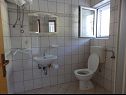 Appartamenti Ren - 150 m from beach: A3(2+1) Kampor - Isola di Rab  - Appartamento - A3(2+1): il bagno con la toilette