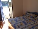Appartamenti Ren - 150 m from beach: A3(2+1) Kampor - Isola di Rab  - Appartamento - A3(2+1): la camera da letto