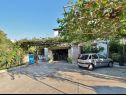 Appartamenti Ivans - with parking : A1(4+1), A2(2+1) Kampor - Isola di Rab  - il parcheggio