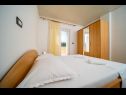 Appartamenti BePa - 200 m from sandy beach: A1(5), A2(6), A3(5), A4(5) Lopar - Isola di Rab  - Appartamento - A3(5): la camera da letto