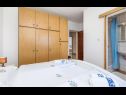 Appartamenti Nedo - private parking: A1(6) Supetarska Draga - Isola di Rab  - Appartamento - A1(6): la camera da letto