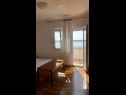 Appartamenti e camere Dalibor - 5m from the sea with parking: SA3(2), SA4(2), A5(2+2), A6(2+1), A7(4) Lukovo Sugarje - Riviera Senj  - Appartamento - A7(4): la camera da letto