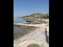 Appartamenti Mil - 30 m from beach: A1(2+2), SA2 novi(0+4), SA3(0+3) Ribarica - Riviera Senj  - la spiaggia