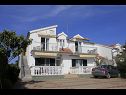 Appartamenti Vik - 250 m from beach A1(4), A2(3), A3(2), SA4(2) Brodarica - Riviera Sibenik  - la casa