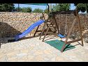 Casa vacanza Tihomir - with pool : H(6+2) Drnis - Riviera Sibenik  - Croazia - parco giochi per i bambini