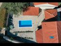Casa vacanza Tihomir - with pool : H(6+2) Drnis - Riviera Sibenik  - Croazia - la casa