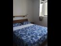 Appartamenti Dragi - at the beach & parking: A1(2+2), A2(2+1) Baia Kanica (Rogoznica) - Riviera Sibenik  - Croazia - Appartamento - A1(2+2): la camera da letto