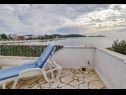 Appartamenti Ziva - by the beach; A1(6), A2(4), A3 (2+1) Baia Lozica (Rogoznica) - Riviera Sibenik  - Croazia - Appartamento - A3 (2+1): lo sguardo dalla terrazza (casa e dintorni)