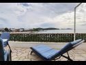 Appartamenti Ziva - by the beach; A1(6), A2(4), A3 (2+1) Baia Lozica (Rogoznica) - Riviera Sibenik  - Croazia - Appartamento - A2(4): la terrazza