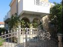 Appartamenti Anna - great location & family friendly: A1(4), A3(4) Pirovac - Riviera Sibenik  - la casa