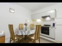 Appartamenti Milans - 25m from the beach: A3(2+2), A4(2+2), A5(6+1) Razanj - Riviera Sibenik  - Appartamento - A3(2+2): la cucina con la sala da pranzo