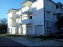 Appartamenti Blaga - with parking; A1(2+2) Rogoznica - Riviera Sibenik  - la casa