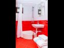 Appartamenti Dari - near beach: A1(7), SA2(2), SA3(2) Rogoznica - Riviera Sibenik  - Studio appartamento - SA2(2): il bagno con la toilette