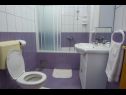 Appartamenti Marija - by the sea: A4(2+2), A5(2+2) Rogoznica - Riviera Sibenik  - Appartamento - A4(2+2): il bagno con la toilette