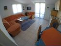 Appartamenti Marko - 30m from beach; A1(2+2), A2(2+2), A3(2+2), A4(2+2) Rogoznica - Riviera Sibenik  - Appartamento - A3(2+2): il soggiorno