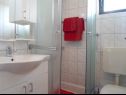 Appartamenti Marko - 30m from beach; A1(2+2), A2(2+2), A3(2+2), A4(2+2) Rogoznica - Riviera Sibenik  - Appartamento - A2(2+2): il bagno con la toilette