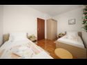 Appartamenti Josip - free parking and BBQ: A1(4), A2(2+1) Vodice - Riviera Sibenik  - Appartamento - A1(4): la camera da letto