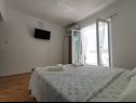 Appartamenti Kati - 150 m from beach: A2(4), A4(2), SA3(2), SA5(2), SA6(2) Vodice - Riviera Sibenik  - Appartamento - A4(2): la camera da letto