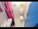 Appartamenti Goga - with free parking A1(2+2), A2(2+1), A3(2+2), A4(2+1) Vodice - Riviera Sibenik  - Appartamento - A4(2+1): il bagno con la toilette