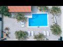 Casa vacanza Ivy - with outdoor swimming pool: H(4+2) Vodice - Riviera Sibenik  - Croazia - la piscina