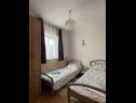 Appartamenti Budi - near sandy beach A1(4), A2(4), A3(4) Vodice - Riviera Sibenik  - Appartamento - A1(4): la camera da letto
