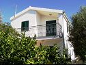 Appartamenti Elizabet - great location & close to the beach: A1(4+2), A2(2+2) Maslinica - Isola di Solta  - la casa