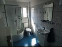 Appartamenti Elizabet - great location & close to the beach: A1(4+2), A2(2+2) Maslinica - Isola di Solta  - Appartamento - A1(4+2): il bagno con la toilette
