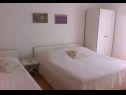 Appartamenti Mlad - with pool: A1(2+1), A2(2+1), A4(2+1), A3(2) Rogac - Isola di Solta  - Appartamento - A1(2+1): la camera da letto