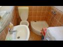Appartamenti Pava - 15m from the sea: A1(5+1), A2(4) Stomorska - Isola di Solta  - Appartamento - A2(4): il bagno con la toilette