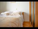 Appartamenti Daira - great location A1(2), A2(2), A3(4) Stomorska - Isola di Solta  - Appartamento - A2(2): la camera da letto