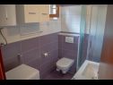 Appartamenti Daira - great location A1(2), A2(2), A3(4) Stomorska - Isola di Solta  - Appartamento - A3(4): il bagno con la toilette