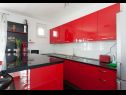Appartamenti Zdene - private pool: A1(6+2), A2(6) Kastel Luksic - Riviera Split  - Appartamento - A1(6+2): la cucina