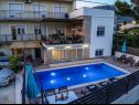 Appartamenti Zdene - private pool: A1(6+2), A2(6) Kastel Luksic - Riviera Split  - Appartamento - A1(6+2): la piscina