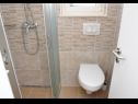 Appartamenti Niko - modern: SA1(2), A2(2+2), A3(2+2), A4(4+2) Kastel Luksic - Riviera Split  - Appartamento - A3(2+2): il bagno con la toilette