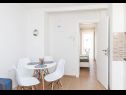 Appartamenti Niko - modern: SA1(2), A2(2+2), A3(2+2), A4(4+2) Kastel Luksic - Riviera Split  - Appartamento - A3(2+2): la sala da pranzo