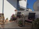 Appartamenti Jurica - 100 m from sea: A1(4+2), SA2(2), A3(2+2) Kastel Novi - Riviera Split  - Studio appartamento - SA2(2): la terrazza